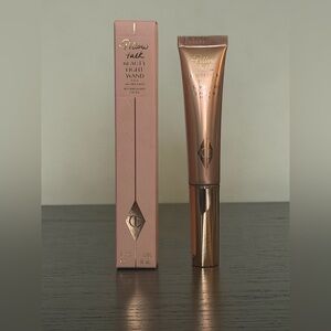 Charlotte Tilbury Rose Gold Highlighter Wand Pillow Talk